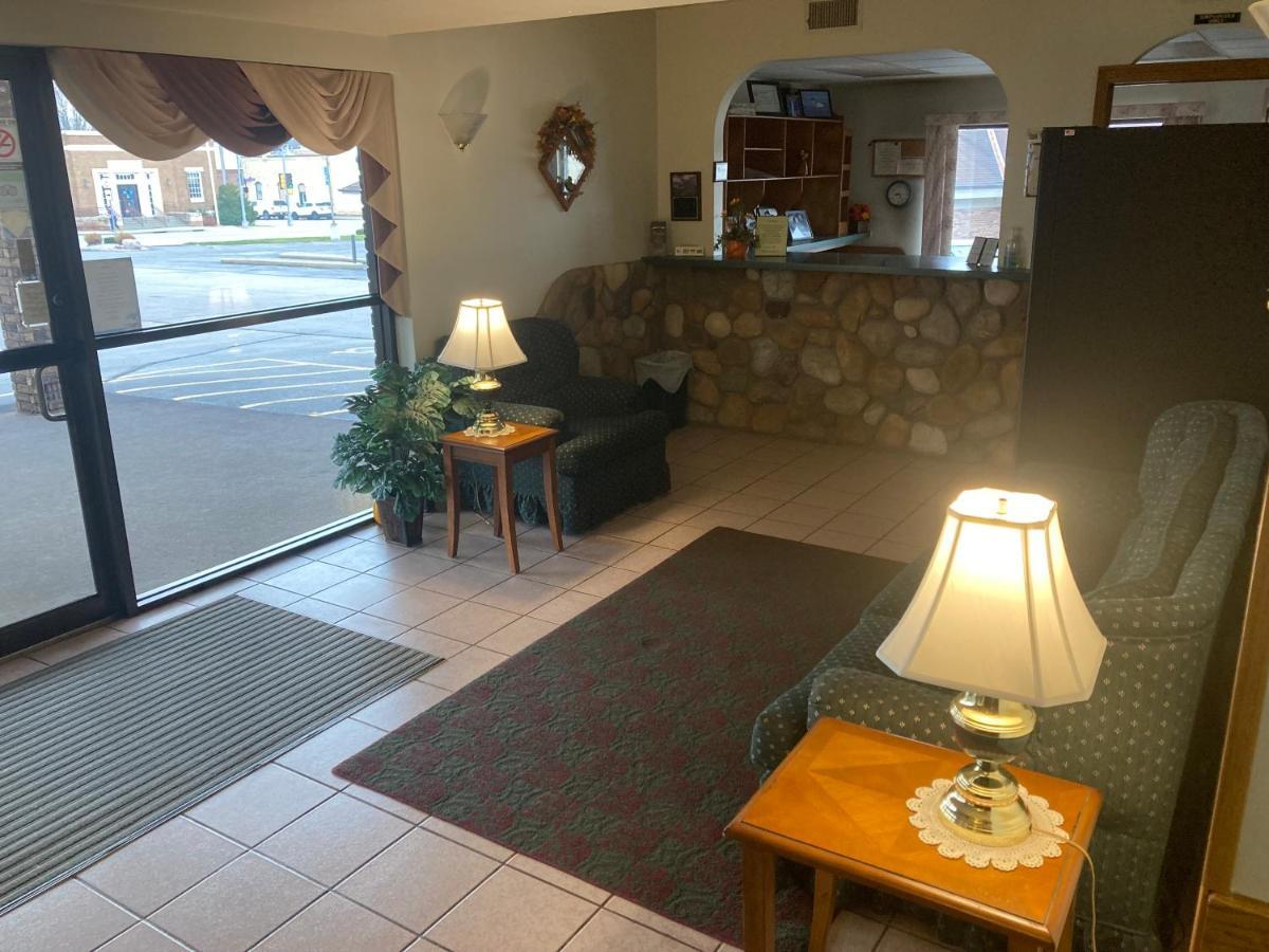 Landmark Motel Clintonville Dış mekan fotoğraf