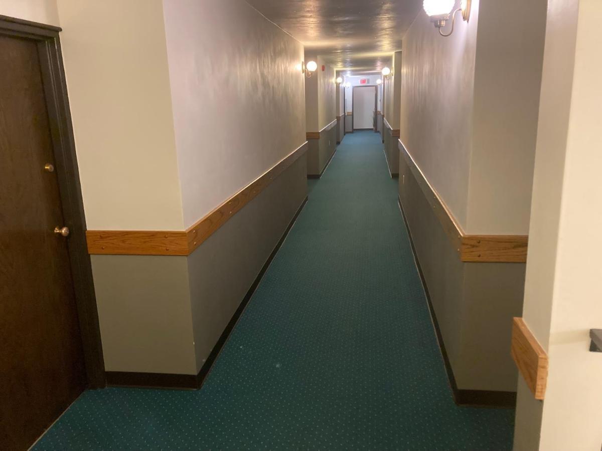 Landmark Motel Clintonville Dış mekan fotoğraf