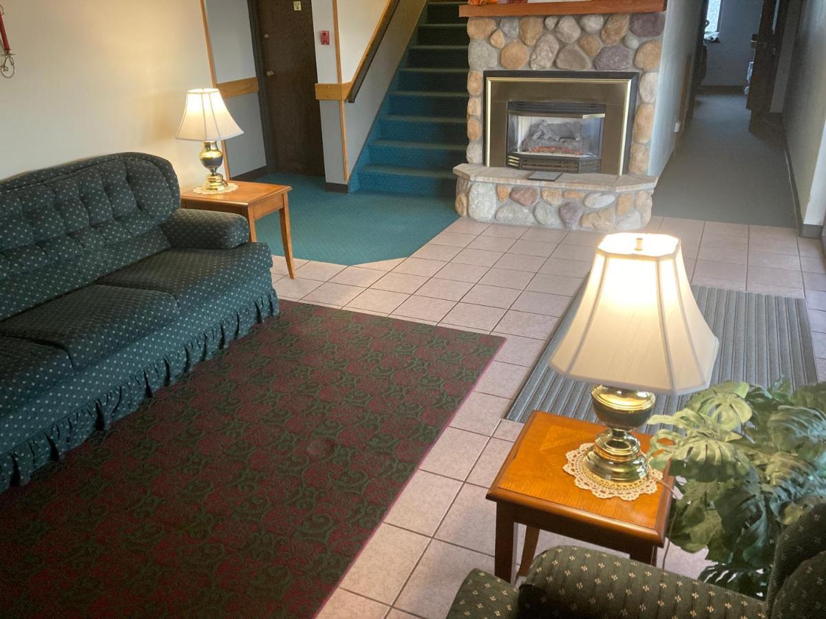 Landmark Motel Clintonville Dış mekan fotoğraf