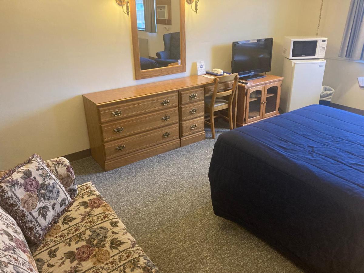 Landmark Motel Clintonville Dış mekan fotoğraf